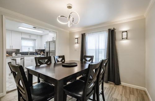 Shady Acres House | Modern W 21st In The Heights: Pet-Friendly & Family Ready