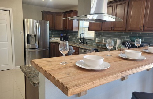 Nassau Bay House | Stylish Getaway: 2 Homes with Hot Tubs & Arcade Games