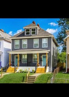 Livingston Park House | Downtown Retreat: Two Homes with Hot Tub & Fenced Yard