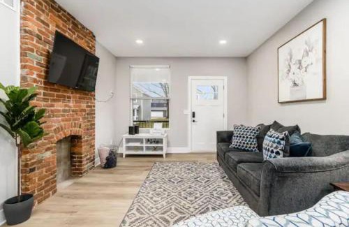 Livingston Park House | Downtown Retreat: Two Homes with Hot Tub & Fenced Yard