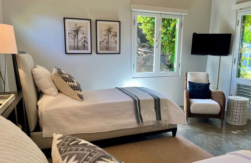 Playa Sardinas I Bed & Breakfast | 2 in 1 Villas with a private balcony showcasing stunning seascape views