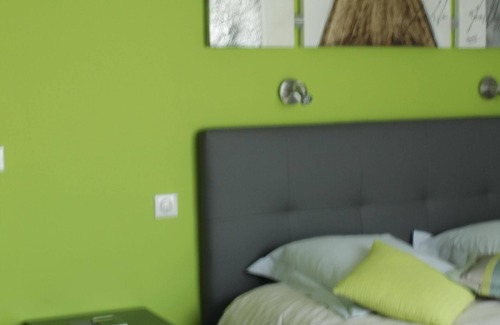 Puyloubier House | Charming B & B Retreat at the Foot of Sainte Victoire