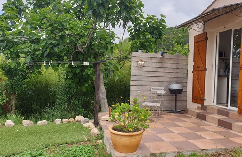 Draguignan Apartment | Serene Retreat by the Sea and Mountains: Nature Awaits