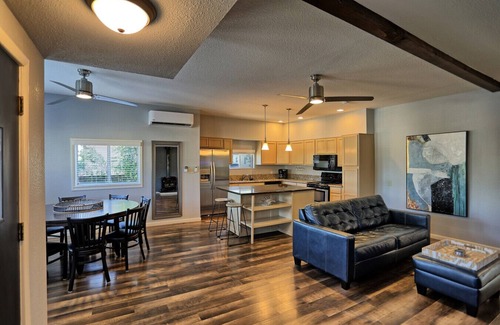Sparks House | Unforgettable Concert Views & Family-Friendly Amenities