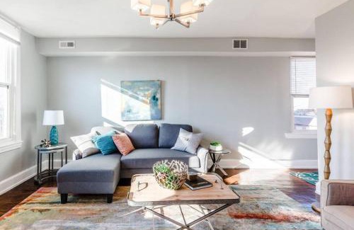 Mount Auburn Apartment | Spacious Downtown Over the Rhine Apts with Parking