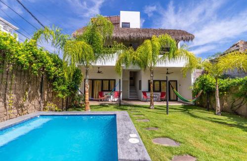 San Francisco House | 2 legit 2 quit in San Pancho