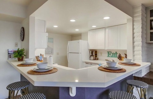 Central Mission Beach House | Oceanfront Retreat with Huge Patio & Top Guest Rating 9/10