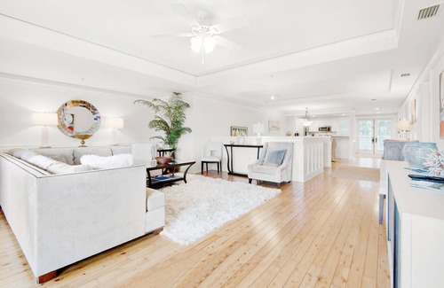 Gulf District House | Prime Watercolor Townhouse 9: Pool, Spa & Ocean Views!