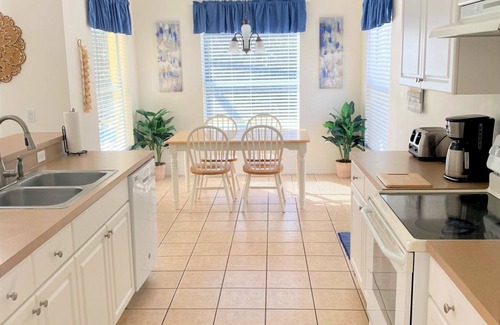 Cumbrian Lakes House | Family-Friendly Master Suites with Private Pool & Game Room