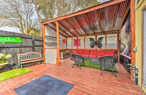 Central Carrollton Association House | Stylish New Orleans Vacation Rental with Beautiful Deck