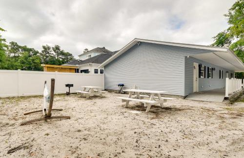 Atlantic Beach House | Family-Friendly Atlantic Beach Escape near Barefoot Landing