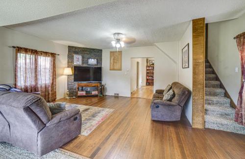 Burke House | 2 Mi to Burke Lake Quaint Small-Town Retreat!