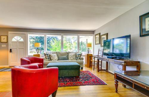 Greensboro House | Cozy Greensboro Home with Fireplace & Child-Friendly Amenities