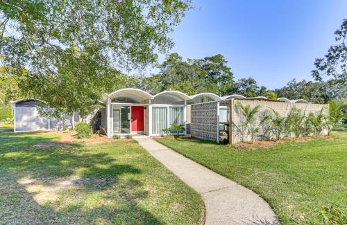 Tallahassee House | 2 Mi to FSU Unique Home with Patio and Spacious Yard
