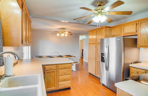 Jamestown House | 2 Mi to Lake Cumberland Access: Home w/Grill