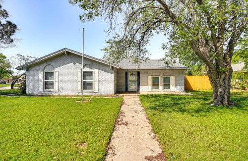Wichita Falls House | Pet-Friendly Wichita Falls Home with Private Pool & Spa