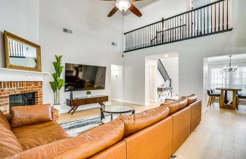 Burleson House | 2 Mi to Old Town Spacious Burleson Vacation Home