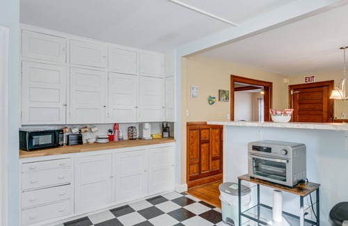 Buffalo Apartment | Buffalo Apartment with Balcony - Near Downtown Attractions