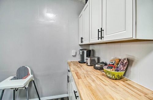 Pinetop-Lakeside Cottage | Cozy Woodsy Retreat with Deck - 9.8/10 Guest Rated!