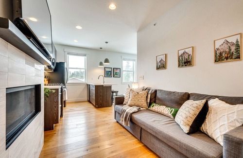Grand Lake Condo | Inviting Grand Lake Loft with View, Near RMNP and Spa