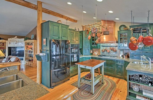 Innsbruck Val Moritz House | Granby Home with Deck & Spectacular Views, 10/10 Rated