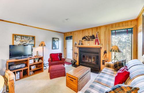 Snowshoe House | 2 Mi to Snowshoe Resort Townhome with Deck!