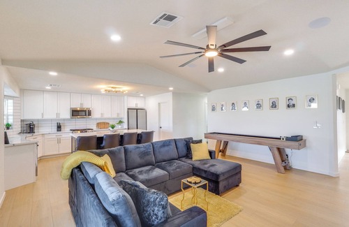 Lake Havasu City House | 2 Mi to Windsor Beach! Updated, Sleek Family Home