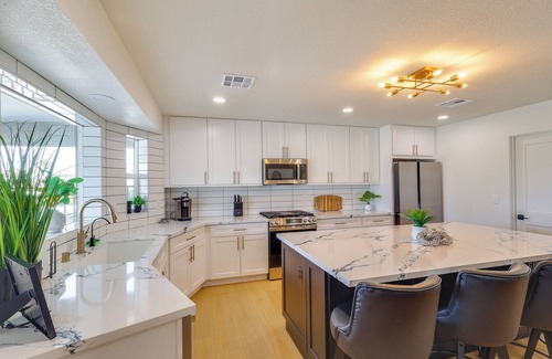 Lake Havasu City House | 2 Mi to Windsor Beach! Updated, Sleek Family Home