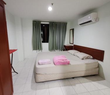 Pangkor Island Apartment | Beachside Retreat: 3-Room Apartment with Pool Access