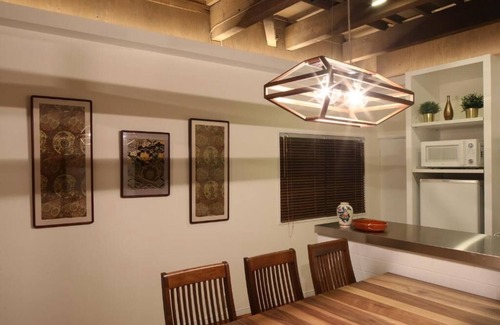 Konohana House | Renovated Home Near USJ with Breakfast & 10/10 Guest Rating