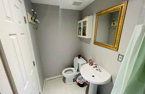 Westminster Apartment | Convenient Getaway: Close to Mall, Parks & Dining Options
