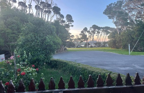 Smithton House | Convenient Location with Scenic Duck River Views