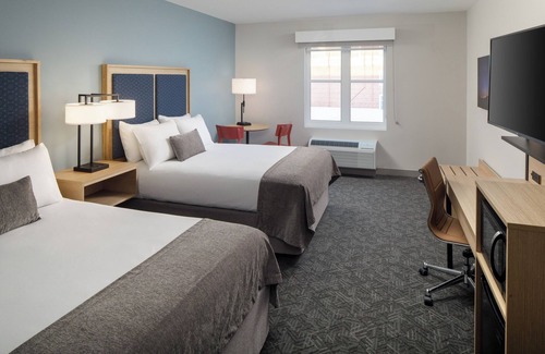 Orono Hotel | Newly Opened Rooms at UMaine with Free Parking & Dining