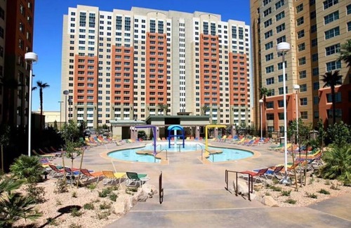 Enterprise Condo | Budget-Friendly Vegas Condo for 8 Near Super Bowl Excitement