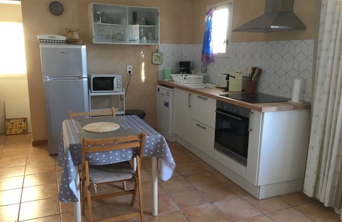 Beaumes-de-Venise Cottage | Cozy Retreat for 2-3 in Provence with Pool and Breakfast