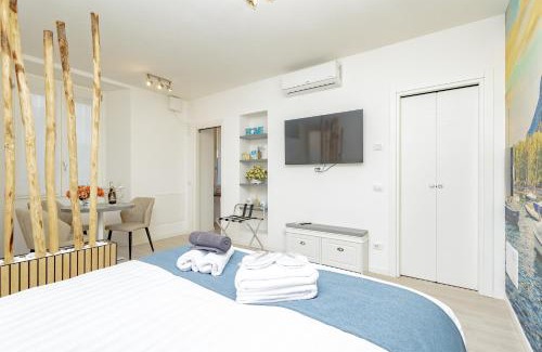 Abbadia Lariana Apartment | Experience Como Lake: Pet-Friendly Retreat Steps from the Water