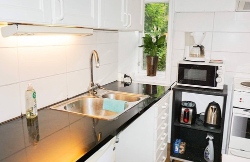 Monsteras House | 2 person holiday home in MÖNSTERÅS
