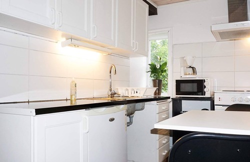 Monsteras House | 2 person holiday home in MÖNSTERÅS