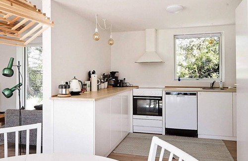 Holbaek House | Idyllic Holiday Home for Two in Holbæk with Breakfast