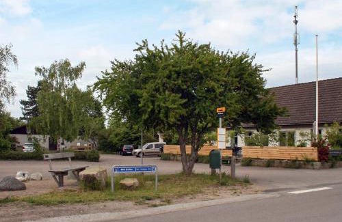Klint Apartment | Cozy Holiday Home Perfect for Couples in Nykøbing Sj