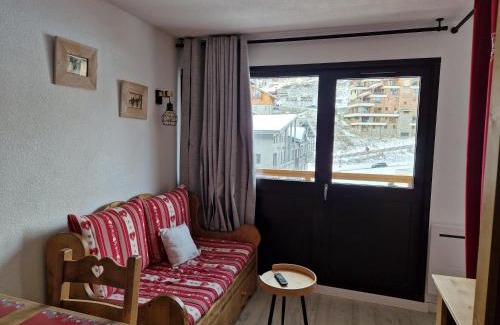 Val-Thorens Apartment | Family-Friendly 2-Piece Cabin in Val Thorens - Rated 9/10