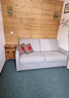 Val-Thorens Apartment | Family-Friendly 2-Piece Cabin in Val Thorens - Rated 9/10