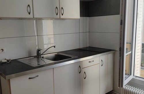 Bagneux Apartment | Cozy 2-Bedroom Terrace Retreat Near Sceaux and Bagneux