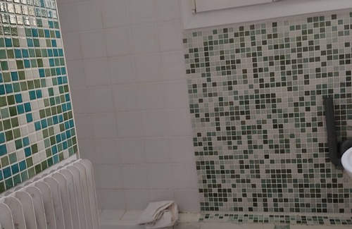 Bagneux Apartment | Cozy 2-Bedroom Terrace Retreat Near Sceaux and Bagneux