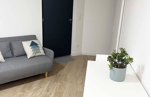 Houilles Apartment | Cozy 2-Bedroom Retreat for Families Near Opera via RER A