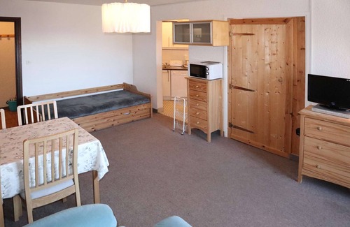 Les Orres Apartment | Cozy 2-Bedroom Suite for Families with Great Amenities
