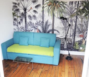 Quartier de la Goutte-d'Or Apartment | Charming 2-Piece Apartment with Sunny Balcony Retreat