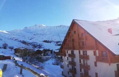 Montgellafrey Apartment | Inviting 2-Room Retreat in Saint-François-Longchamp
