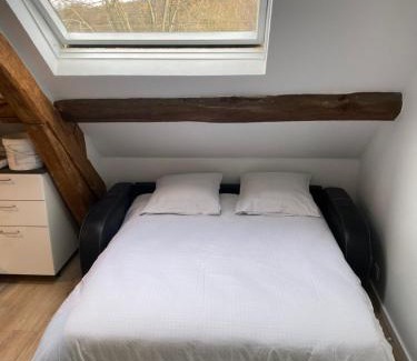 Bonnelles Apartment | Elegant 2-Piece Retreat at Les Écuries du Château