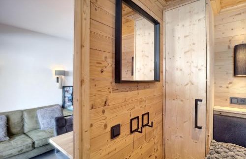 Les Bruyeres Apartment | Cozy 2P Ski-In/Out Retreat with Scenic Mountain Views